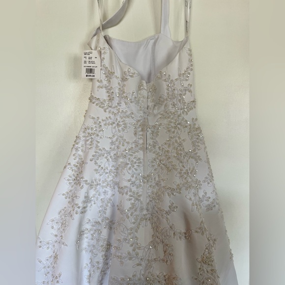 NWT- David’s Bridal Michelangelo White Beaded A-Line Halter Satin Gown (Size 6) - Picture 7 of 16